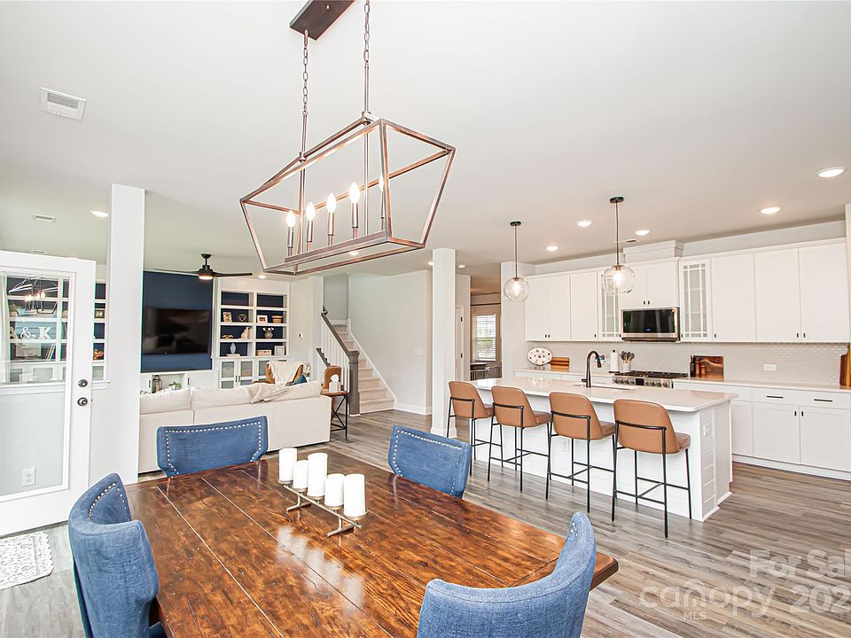 1st image of 1061 Ansley Park Dr