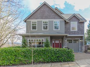 7454 SW Kelly Ave, Portland, OR 97219