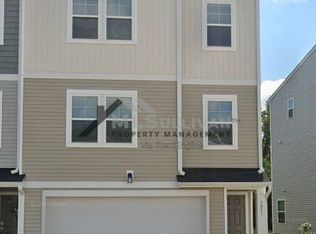 3025 Castle Loch Ln #1, Durham, NC 27703