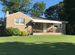 200 Cherry Ln, Oaks, PA 19456