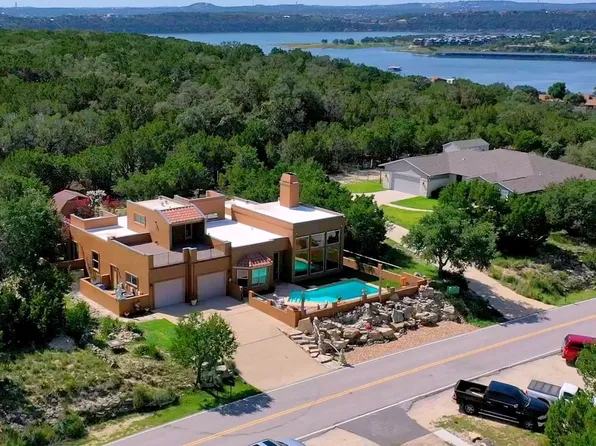 3211 Constitution Dr, Lago Vista, TX 78645