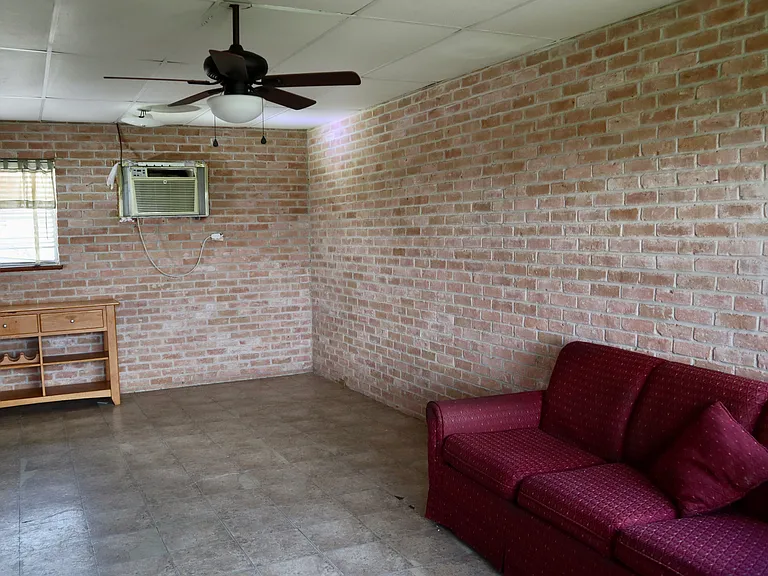 200 W 4th St #112 — Photo 10