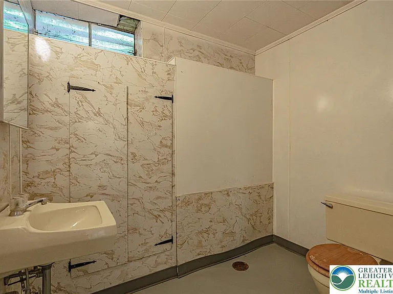 3608 S Highland St — Photo 73