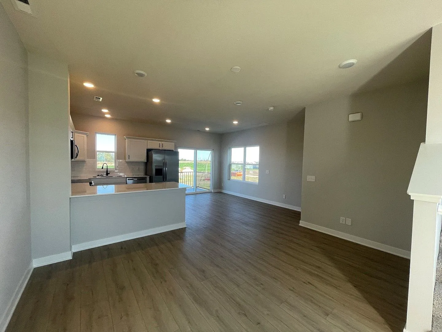 Townhome Available in Bellevue — Photo 2