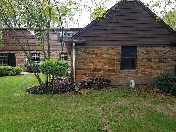 4th image of 129 Pine Dr