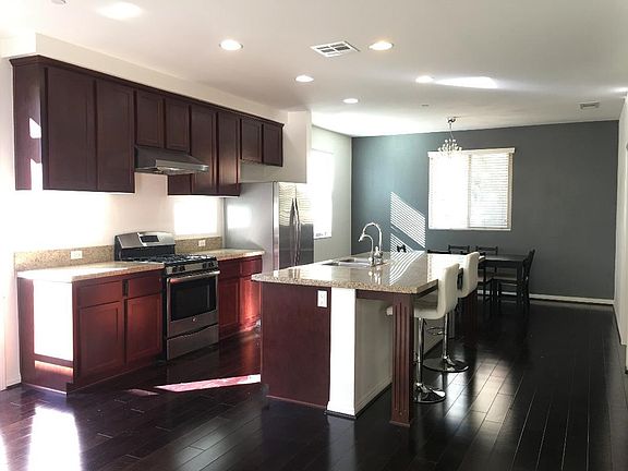 4th image of 140 E Olive Ave Unit C