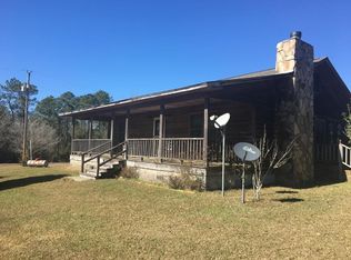 1720 Firetower Rd, Kiln, MS 39556