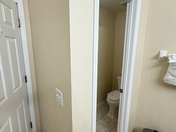 4th image of 7979 Magnolia Bend Ct
