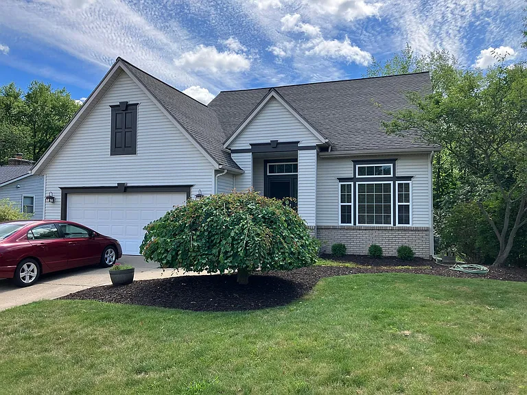 474 Shaw Estates Dr NE — Photo 1
