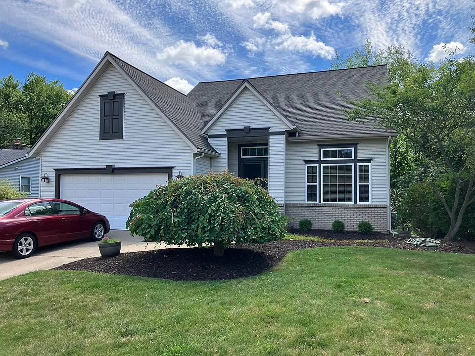 474 Shaw Estates Dr NE
