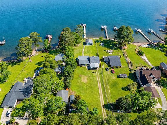 3rd image of 116 Aloha Ct