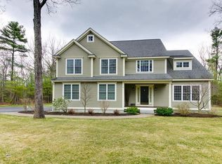 4 Foxglove Ln, Stow, MA 01775