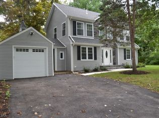 178 W Oak St, Basking Ridge, NJ 07920
