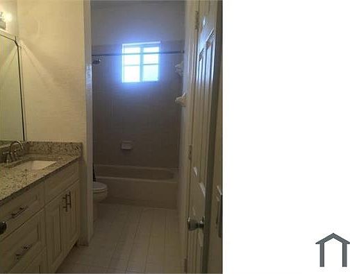 2nd image of 8808 S Isles Cir