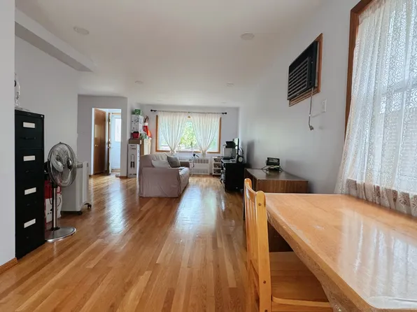 168-12 19th Avenue image 5 of 26