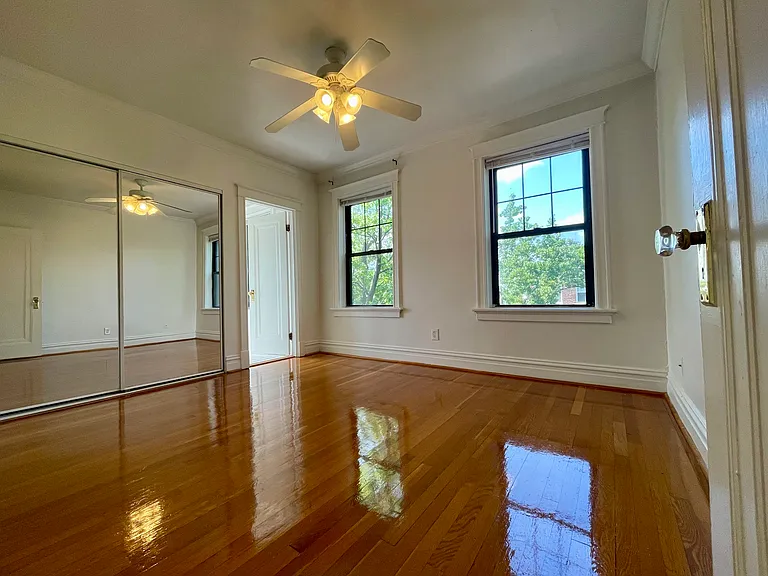 6332 N Rosebury Ave #2E — Photo 9