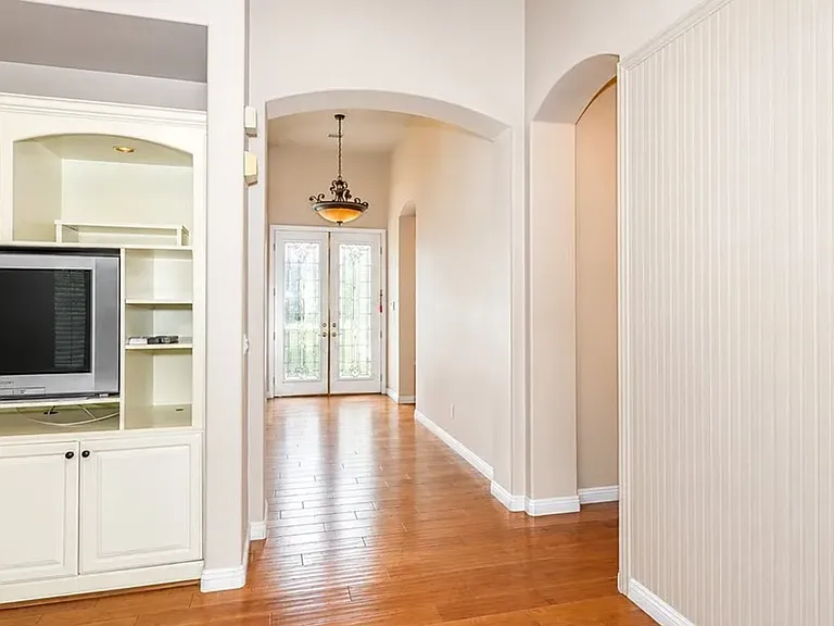 2215 Scarlet Rose Dr — Photo 26