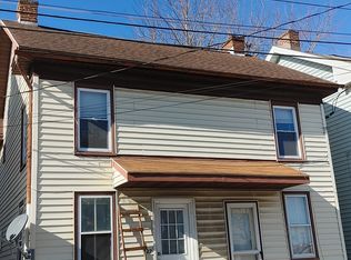 22 George St FLOOR 2, Hanover, PA 17331