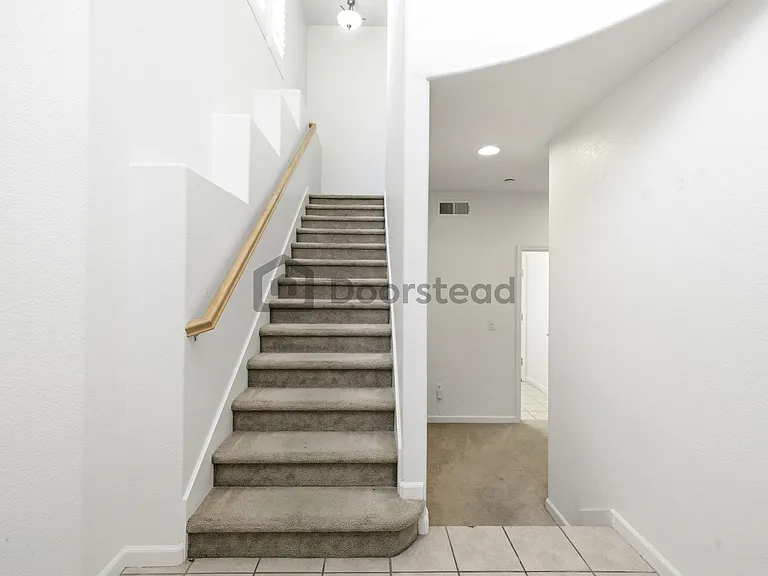 1708 Camino Real Way — Photo 4