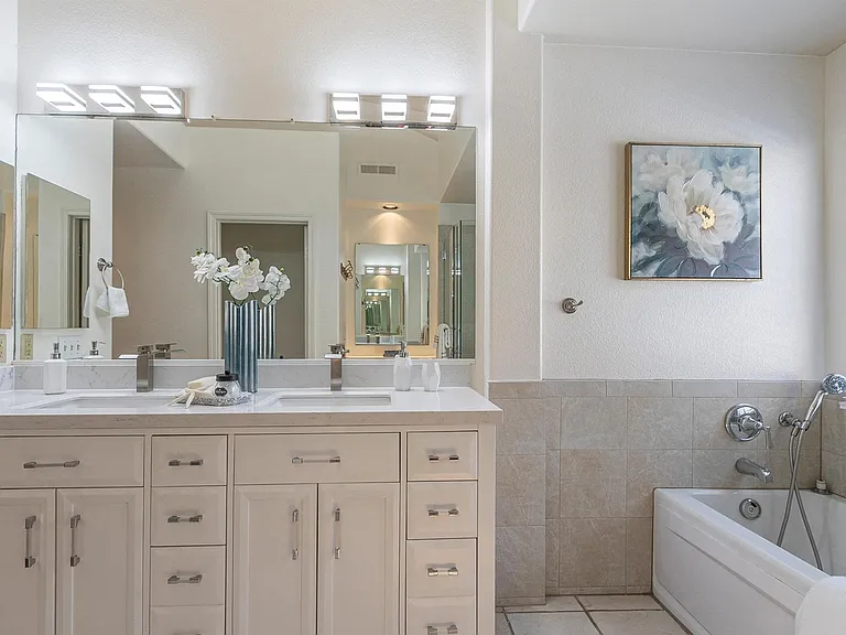 441 Camille Cir #12 — Photo 46