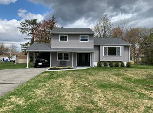 160 Violet Dr, Pearl River, NY 10965