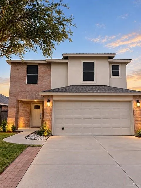 3735 Los Lagos Dr