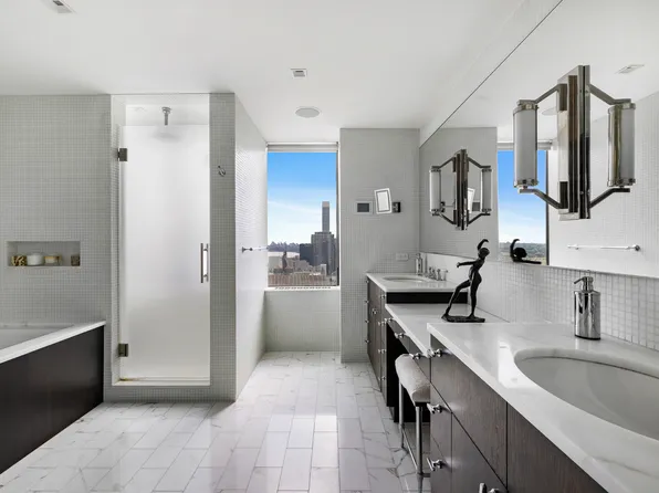 422 East 72nd Street image 17 of 22