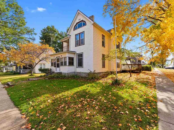 400 E 3rd St, West Liberty, IA 52776