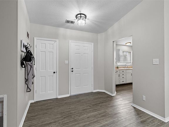 2nd image of 3703 Candlewyck Club Dr APT H
