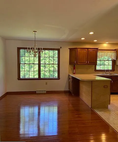 169 Stanford Rd — Photo 19