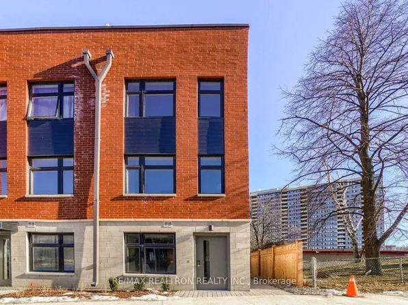 20 Echo Point #128, Toronto, ON M1W 2V2