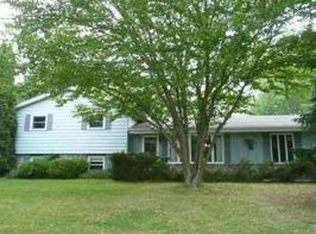 6961 Forest View Dr, West Bend, WI 53090