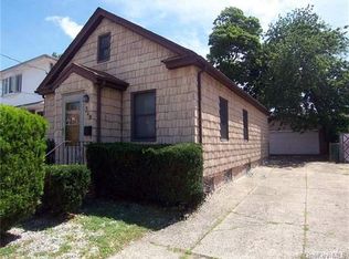 349 Werns Ave, Elmont, NY 11003