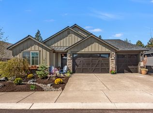 3059 NW Hidden Ridge Dr NW, Bend, OR 97703