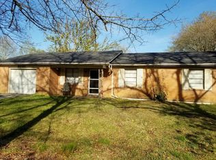 8020 Misty Meadows Dr, Moss Point, MS 39562