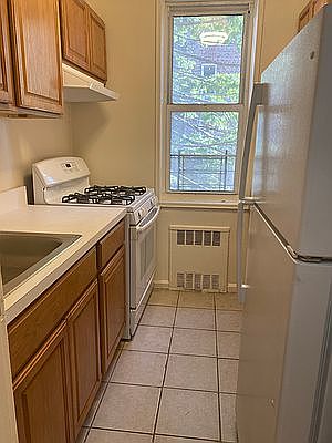 4th image of 85-15 139th St #3M