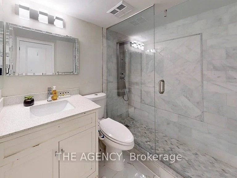 25 Kingsbridge Garden Cir #226 — Photo 19