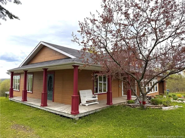 648 Toussaint Rd, Saint Joseph, NB E7B 2T8