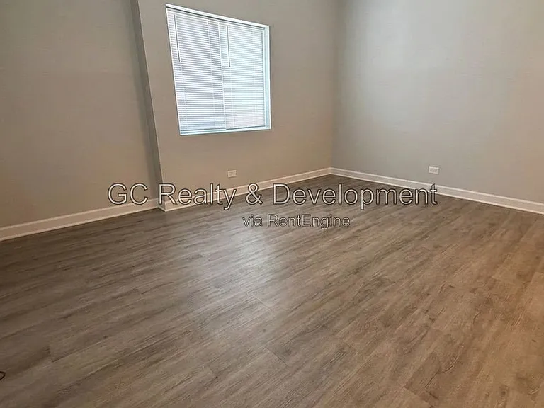 17 N Hillside Ave #6 — Photo 4