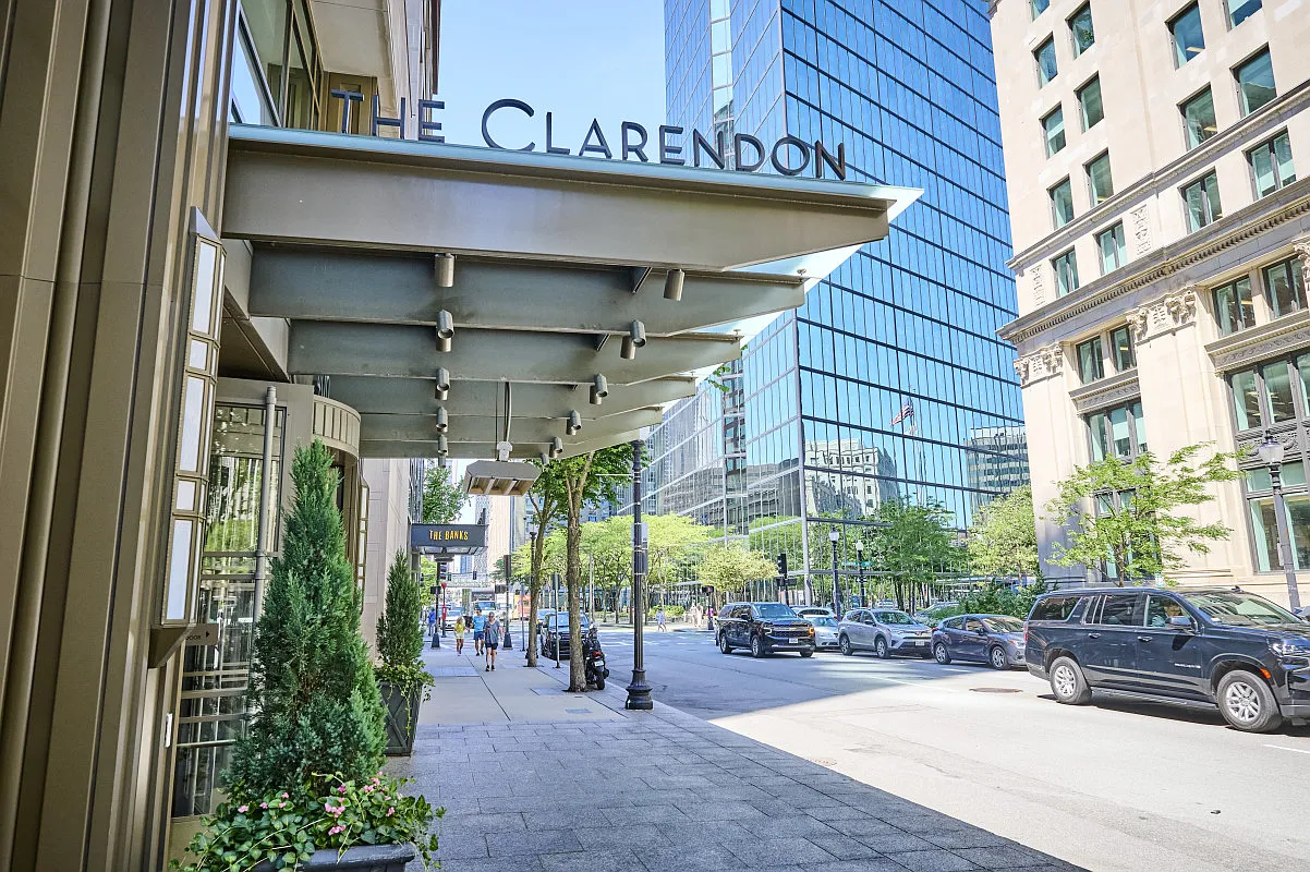 1 bed, 850 sqft, $6,750 — Photo 2