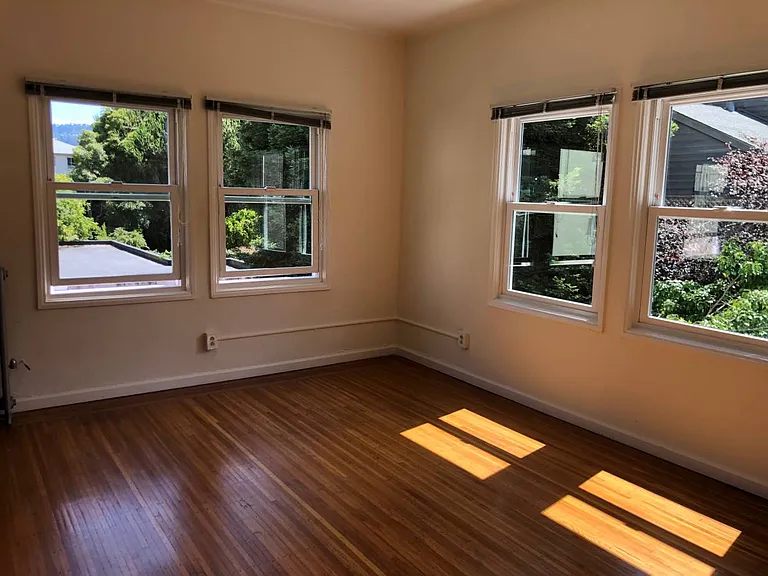 81 Glen Ave — Photo 13