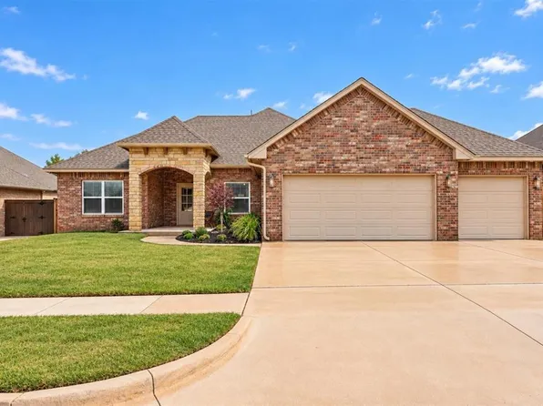 11709 NW 103rd St, Yukon, OK 73099