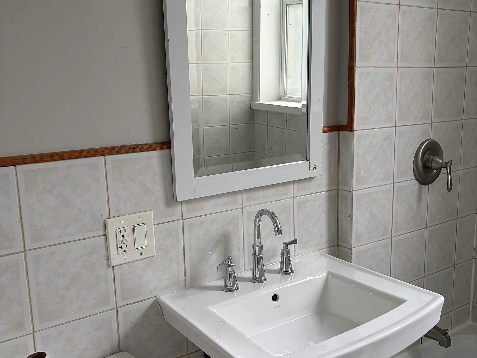 2 bed, 1150 sqft, $1,950 — Photo 3