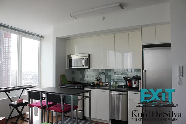 Rented by Exit Realty Landmark | media 22