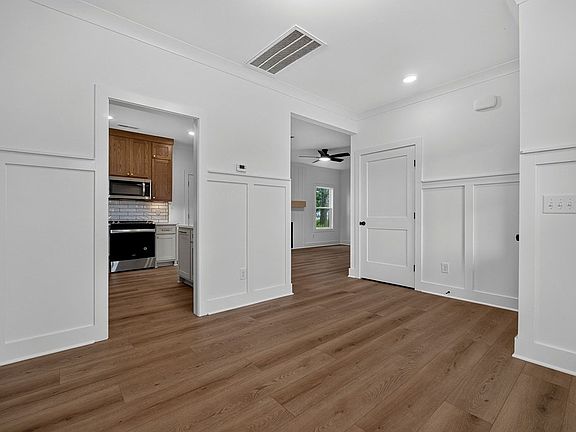 5th image of 241 Cripps Ln