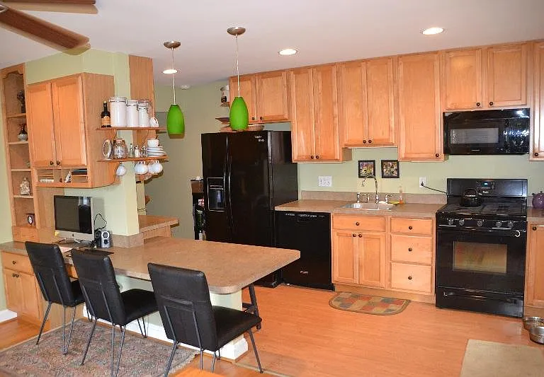 Kitchen--open floor plan