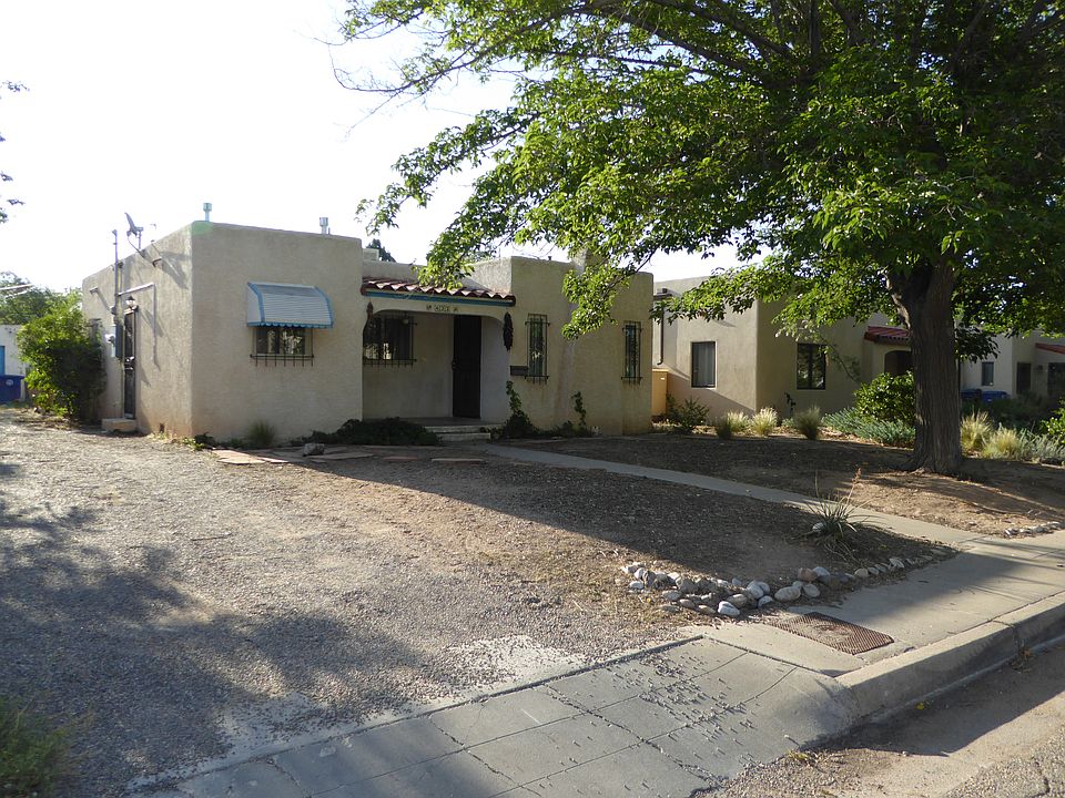 1st image of 622 Lafayette Dr NE