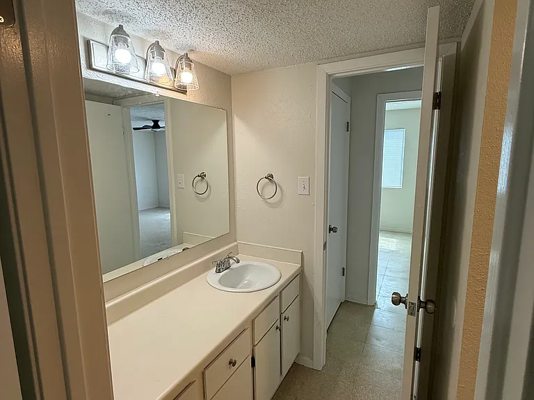 2110 Deer Run Dr #A — Photo 8