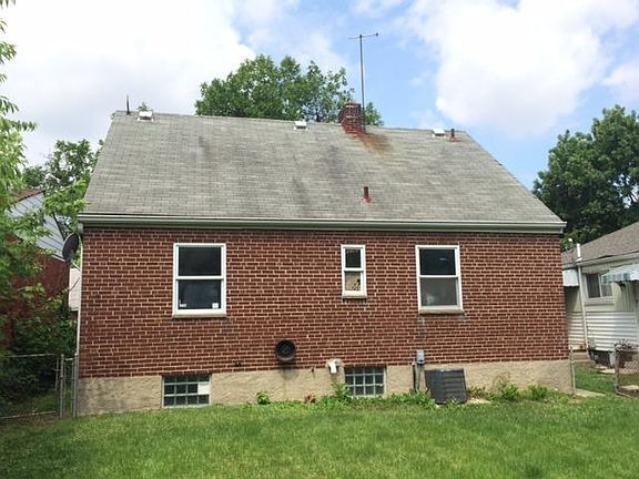 2nd image of 6040 Mayflower Ave