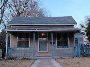 310 SE 5th St, Newton, KS 67114